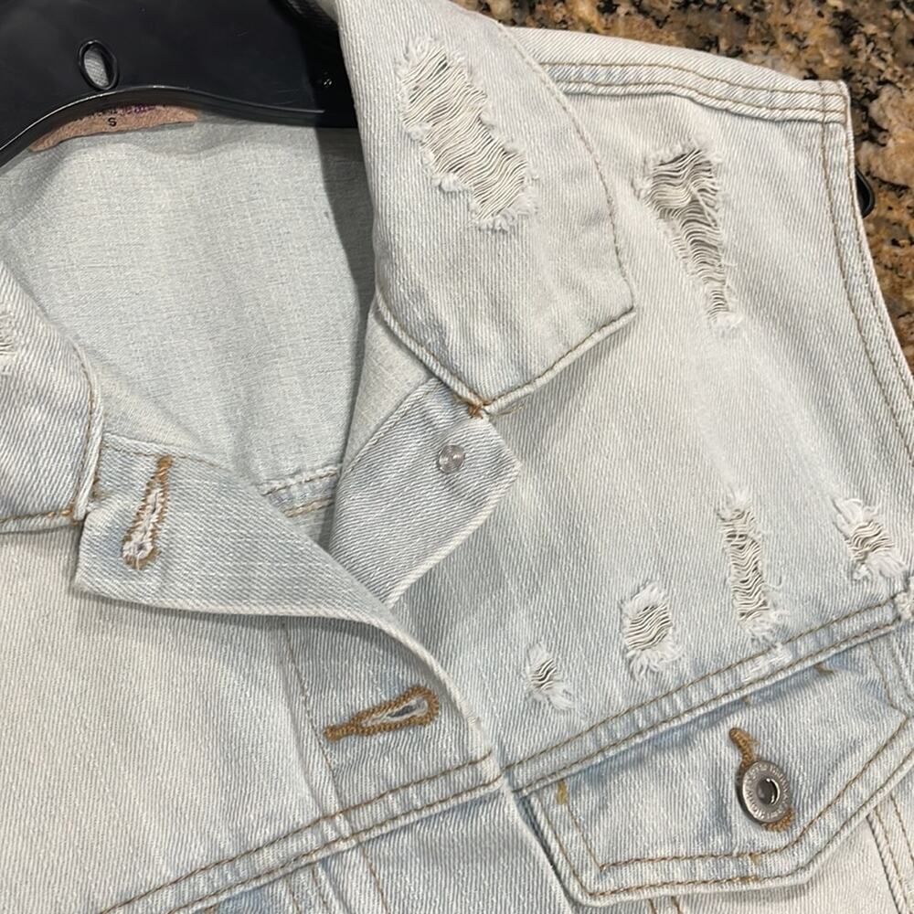 Highway Jeans Distressed Light Denim Vest Longline Cotton Blend NWOT - Picture 5 of 9